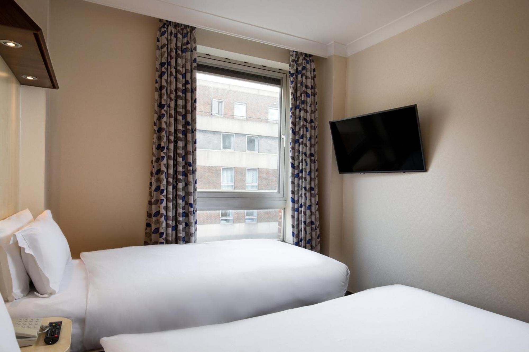 Royal National Hotel Londra Esterno foto