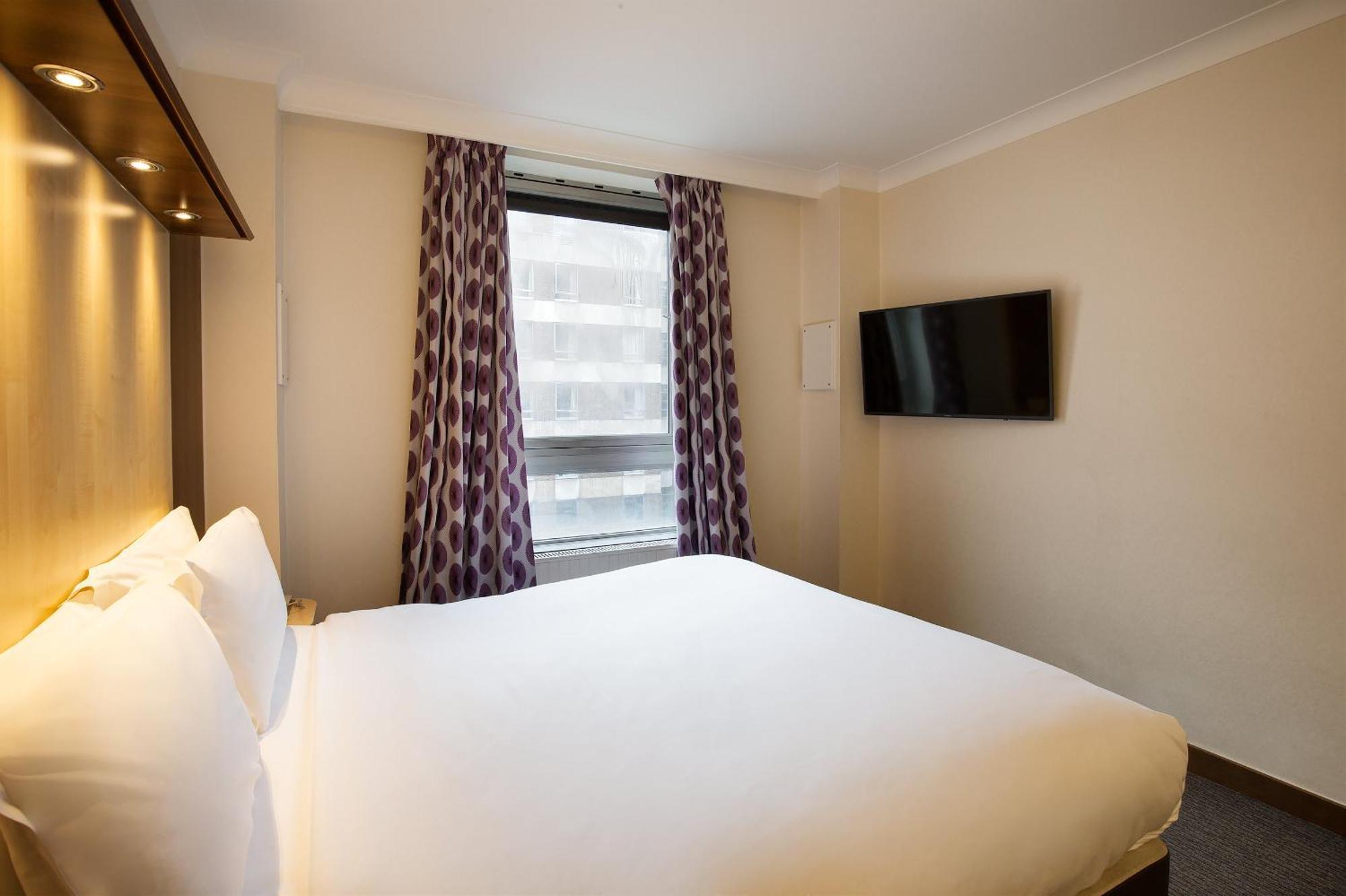 Royal National Hotel Londra Esterno foto