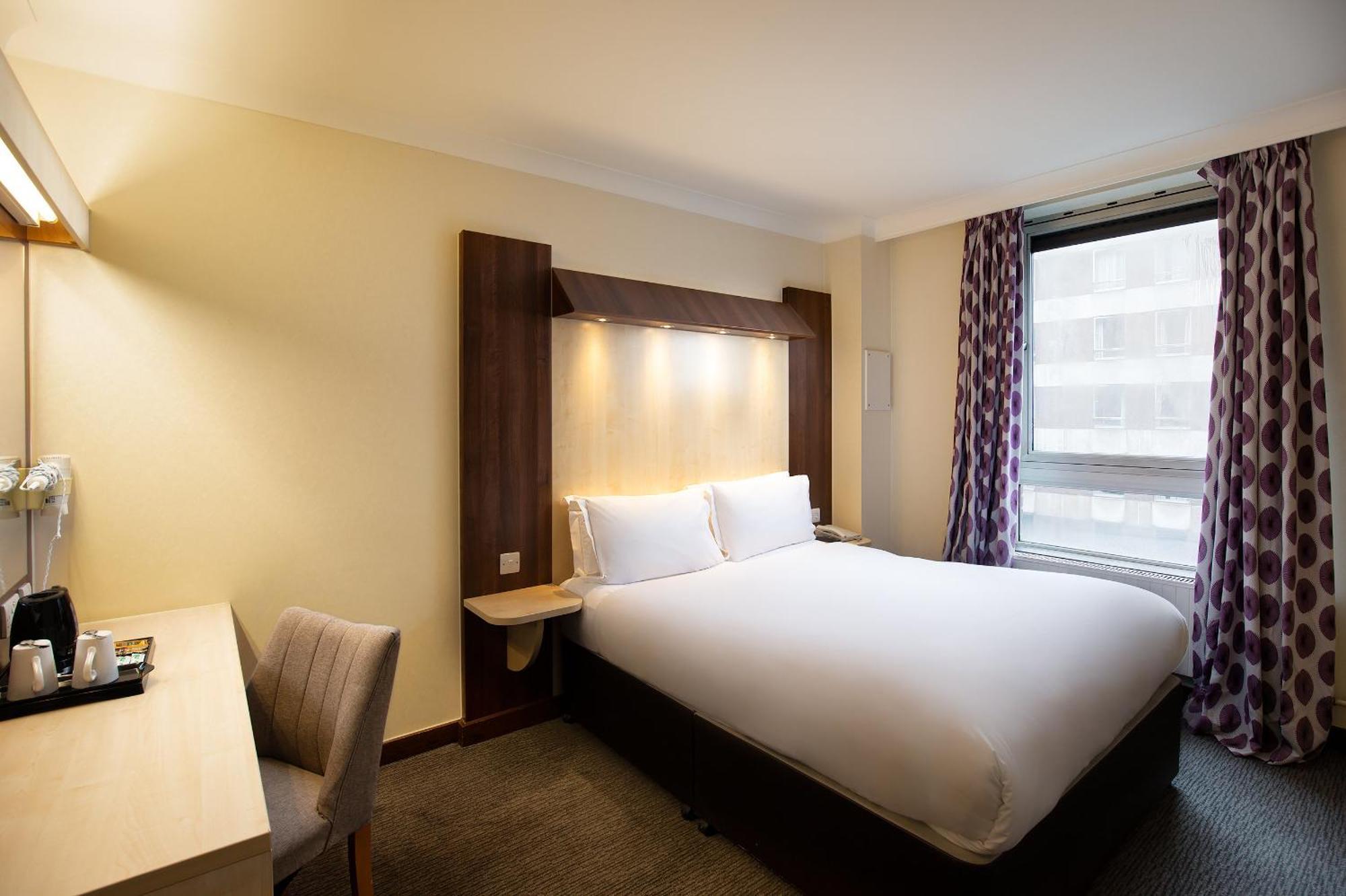 Royal National Hotel Londra Esterno foto